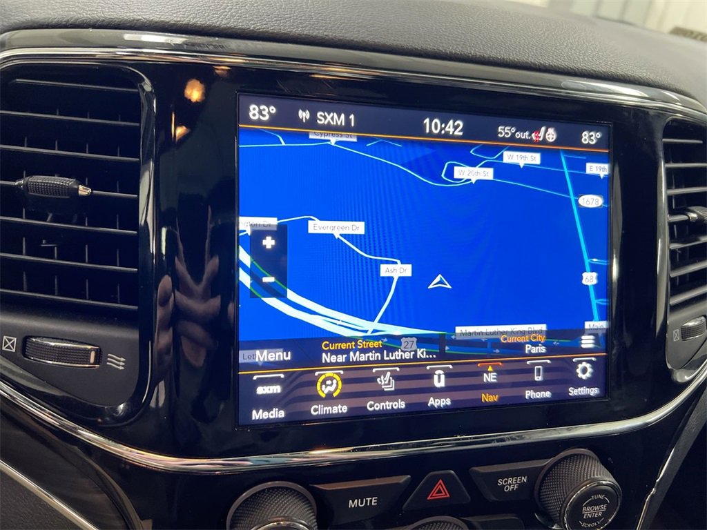 Used 2021 Jeep Grand Cherokee Limited w/ Luxury Group II image 14