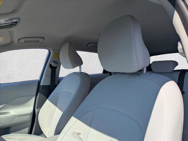 Used 2025 Hyundai Kona SEL FWD image 14