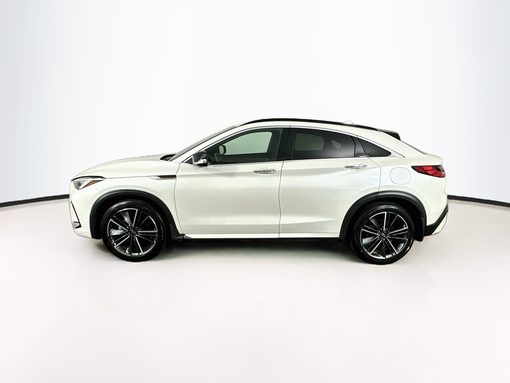 Used 2023 INFINITI QX55 Essential AWD/4WD image 4