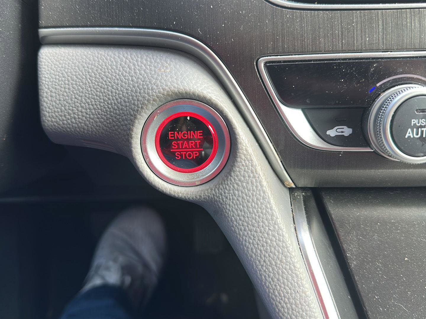 Used 2020 Honda Accord LX image 18