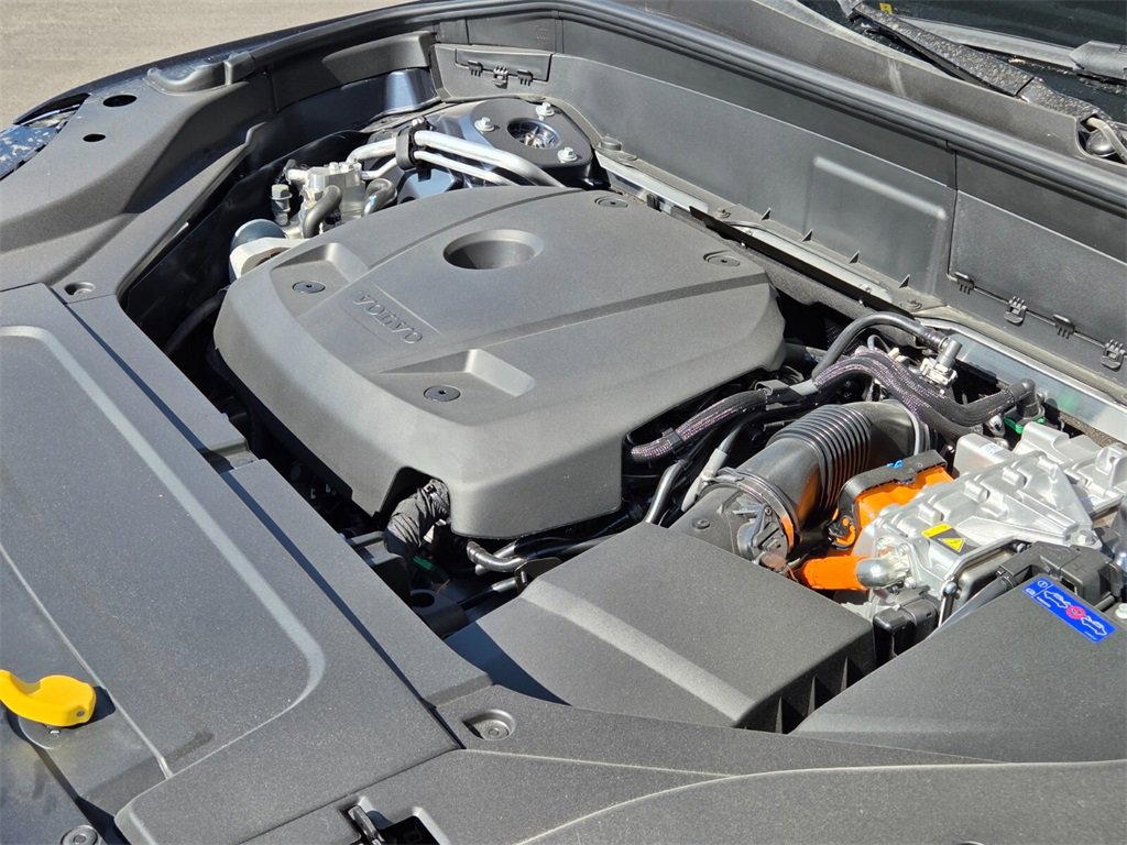 New 2026 Volvo XC90 T8 Plus image 21
