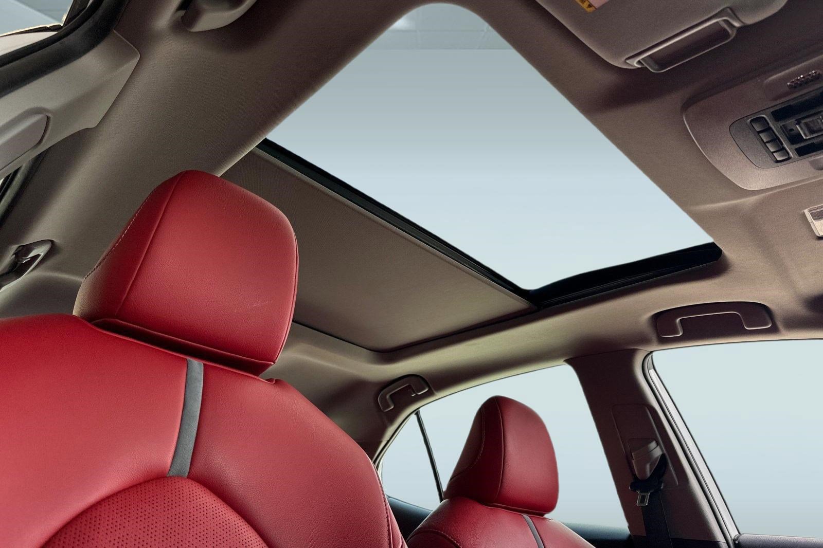 Used 2019 Toyota Camry XSE w/ Driver Assist Package FWD image 15