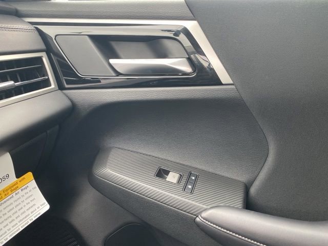 New 2025 Mitsubishi Outlander ES image 32