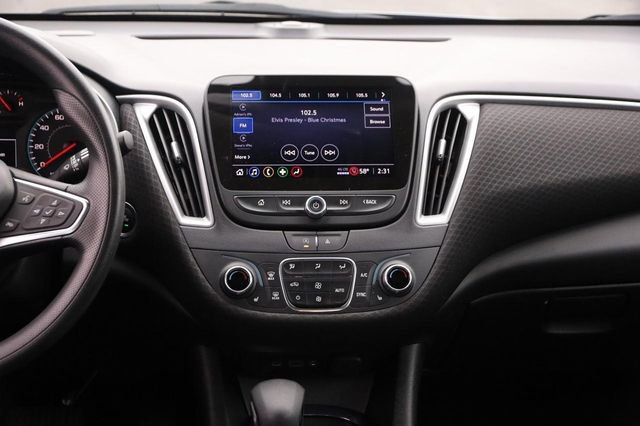 Used 2024 Chevrolet Malibu LT image 22