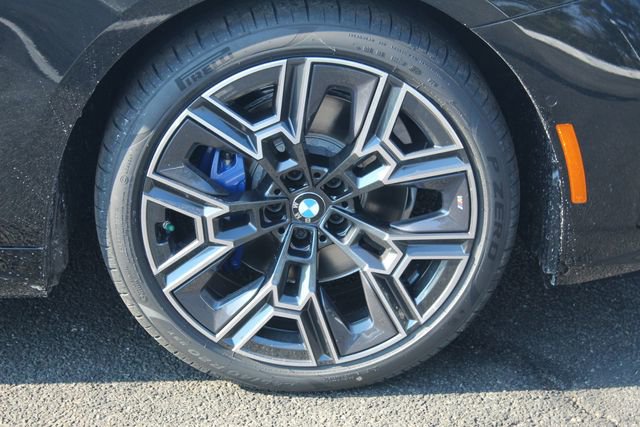 New 2026 BMW 530i xDrive w/ Executive Package image 12