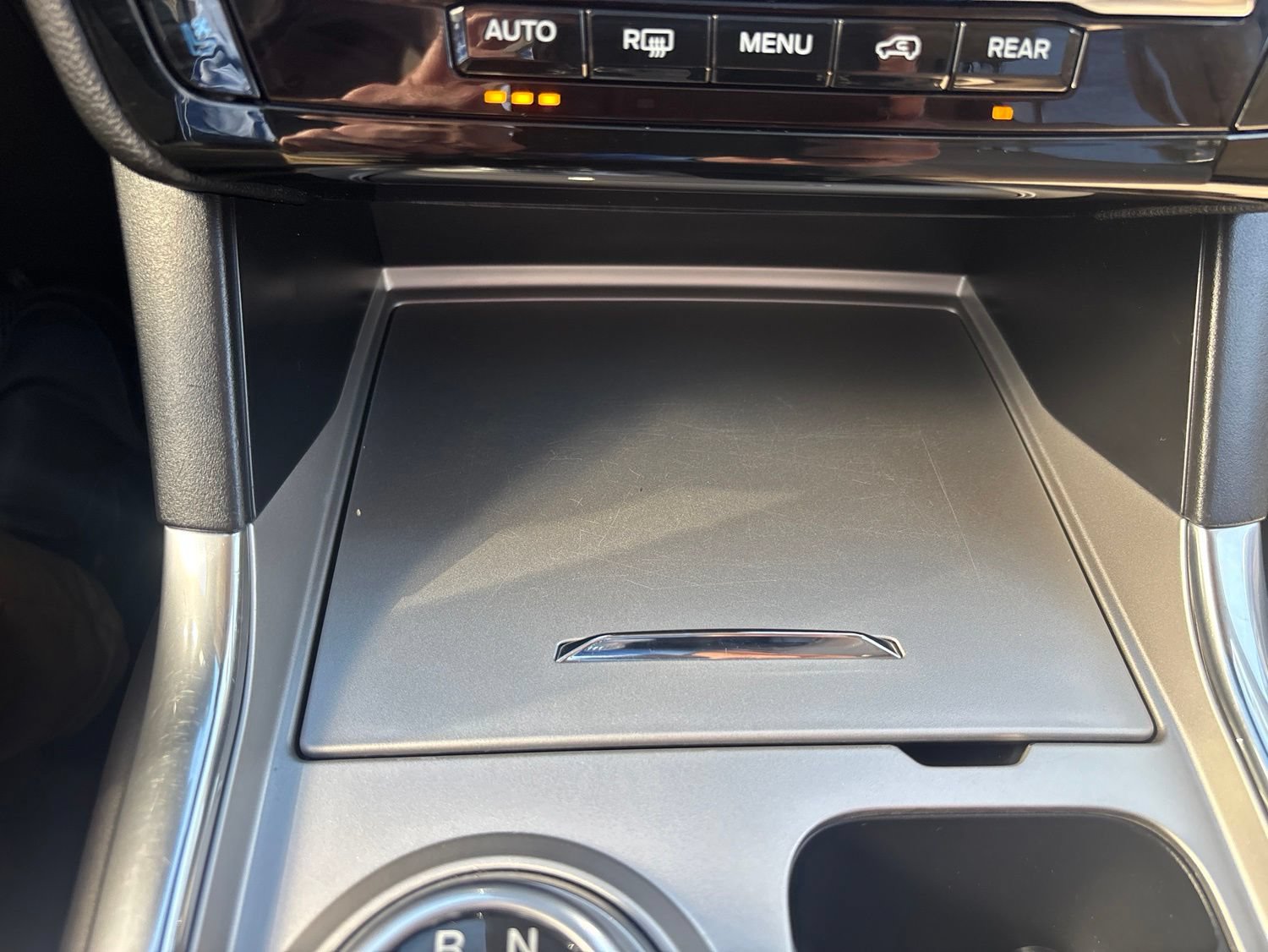 Certified 2023 Ford Explorer Limited w/ Limited Technology Package AWD/4WD image 31