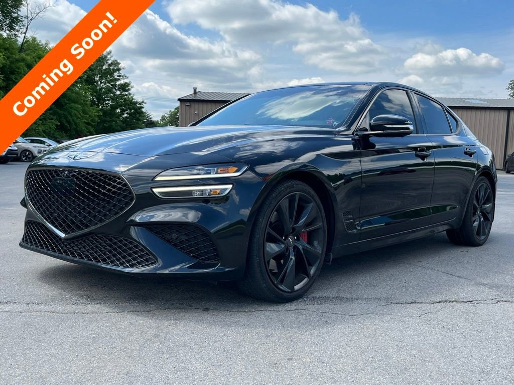 Used 2022 Genesis G70 3.3T RWD image 2