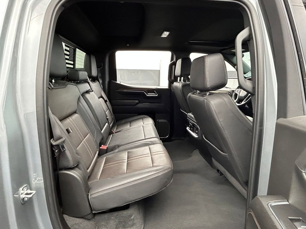 Used 2024 Chevrolet Silverado 1500 High Country w/ Technology Package image 58