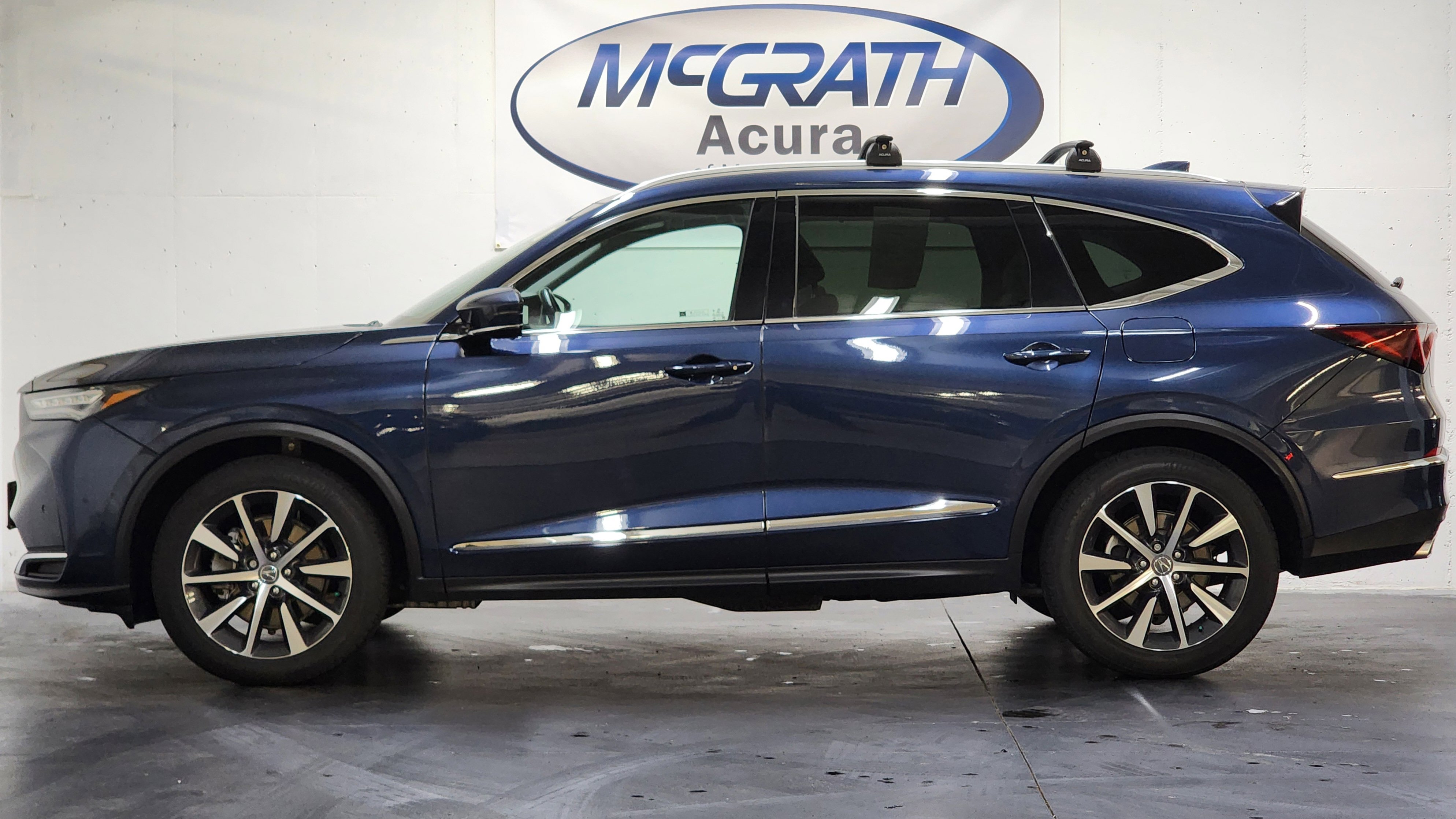 Certified 2025 Acura MDX SH-AWD w/ Technology Package image 9