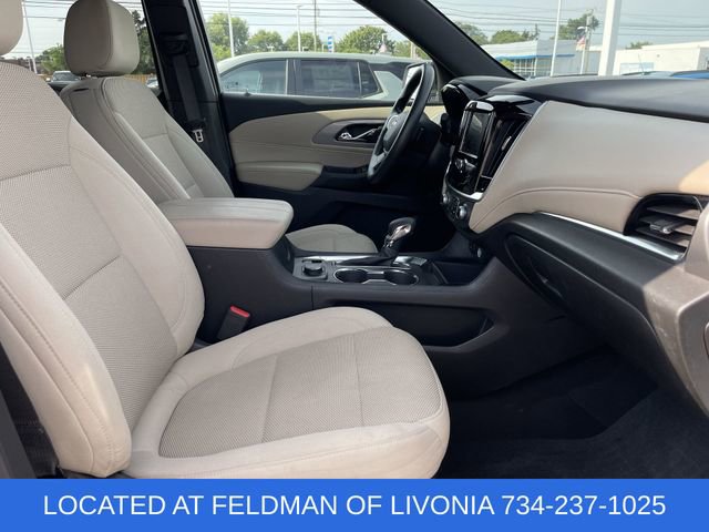 Used 2023 Chevrolet Traverse LS image 26