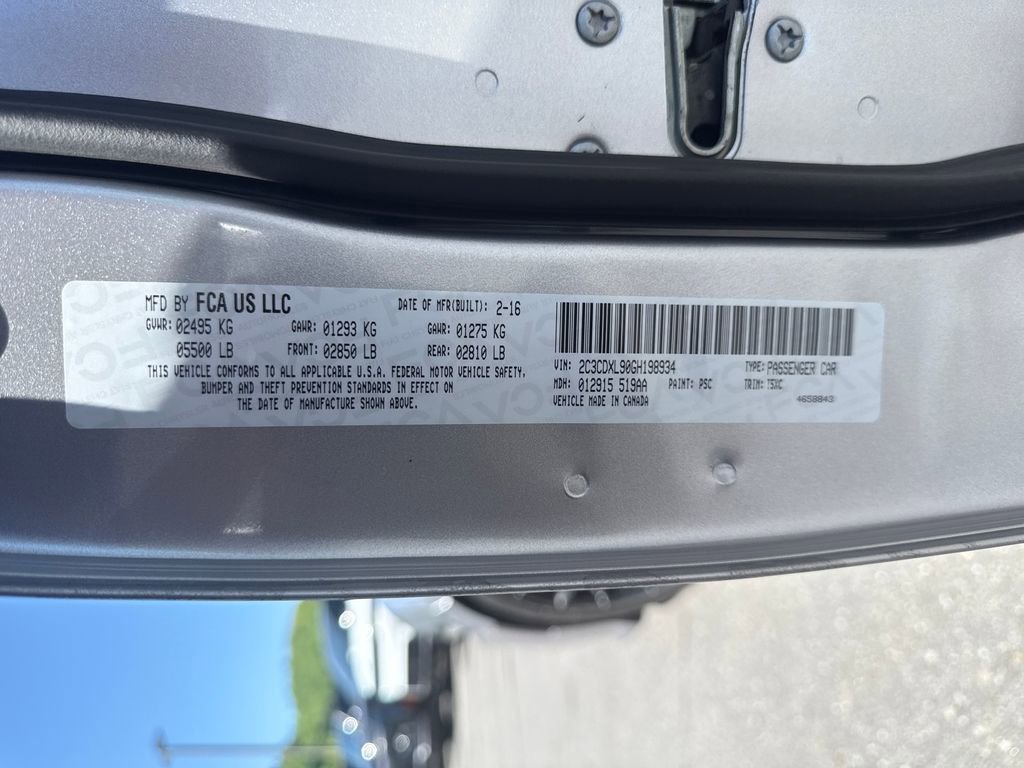 Used 2016 Dodge Charger SRT Hellcat w/ Harman/Kardon Audio Group RWD image 29