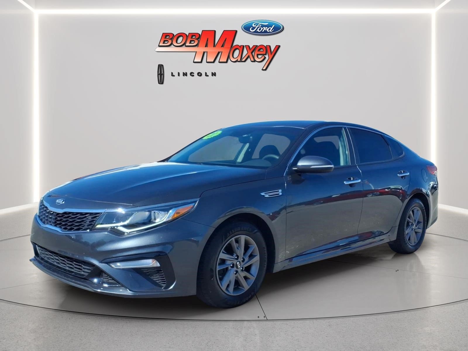 Used 2020 Kia Optima LX FWD image 1