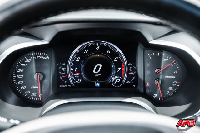 Used 2015 Chevrolet Corvette Z06 w/ 2LZ Preferred Equipment Group RWD image 9