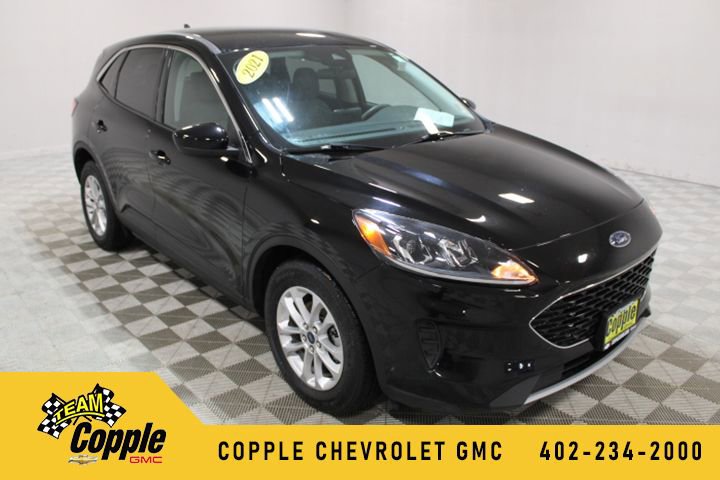 Used 2021 Ford Escape SE image 1