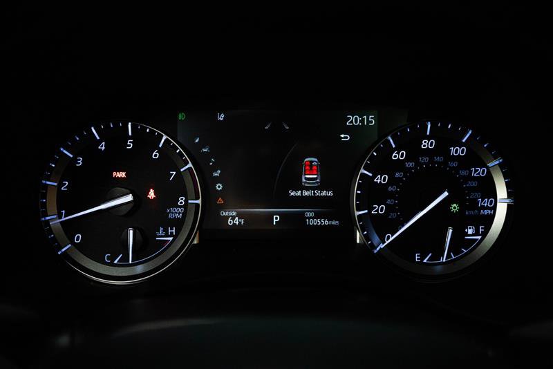 Used 2022 Toyota Highlander XLE AWD/4WD image 18