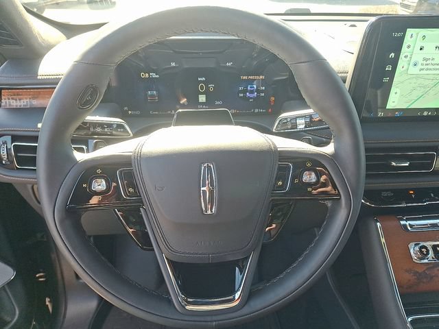 New 2025 Lincoln Aviator Black Label AWD/4WD image 9