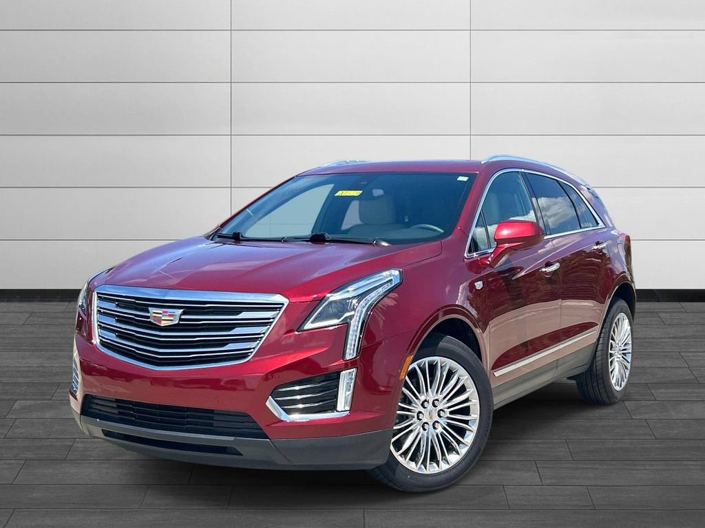 Used 2017 Cadillac XT5 Premium Luxury FWD image 1