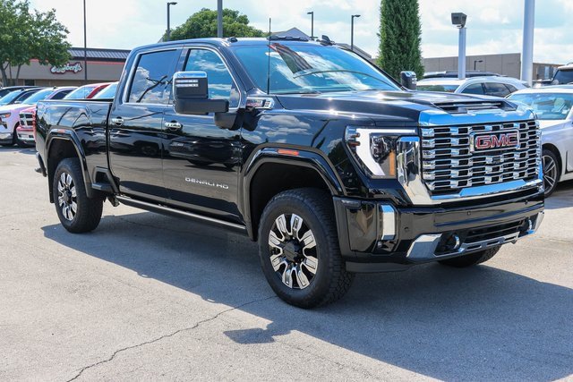New 2026 GMC Sierra 3500 Denali w/ Technology Package