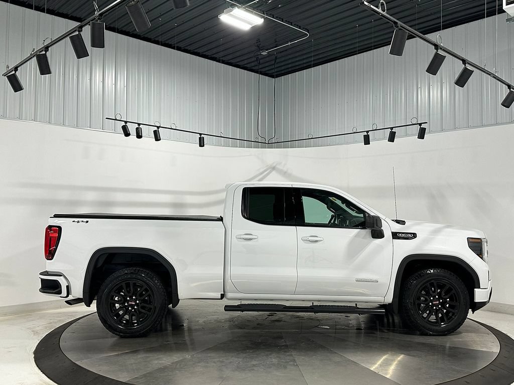 Used 2025 GMC Sierra 1500 Elevation AWD/4WD image 12