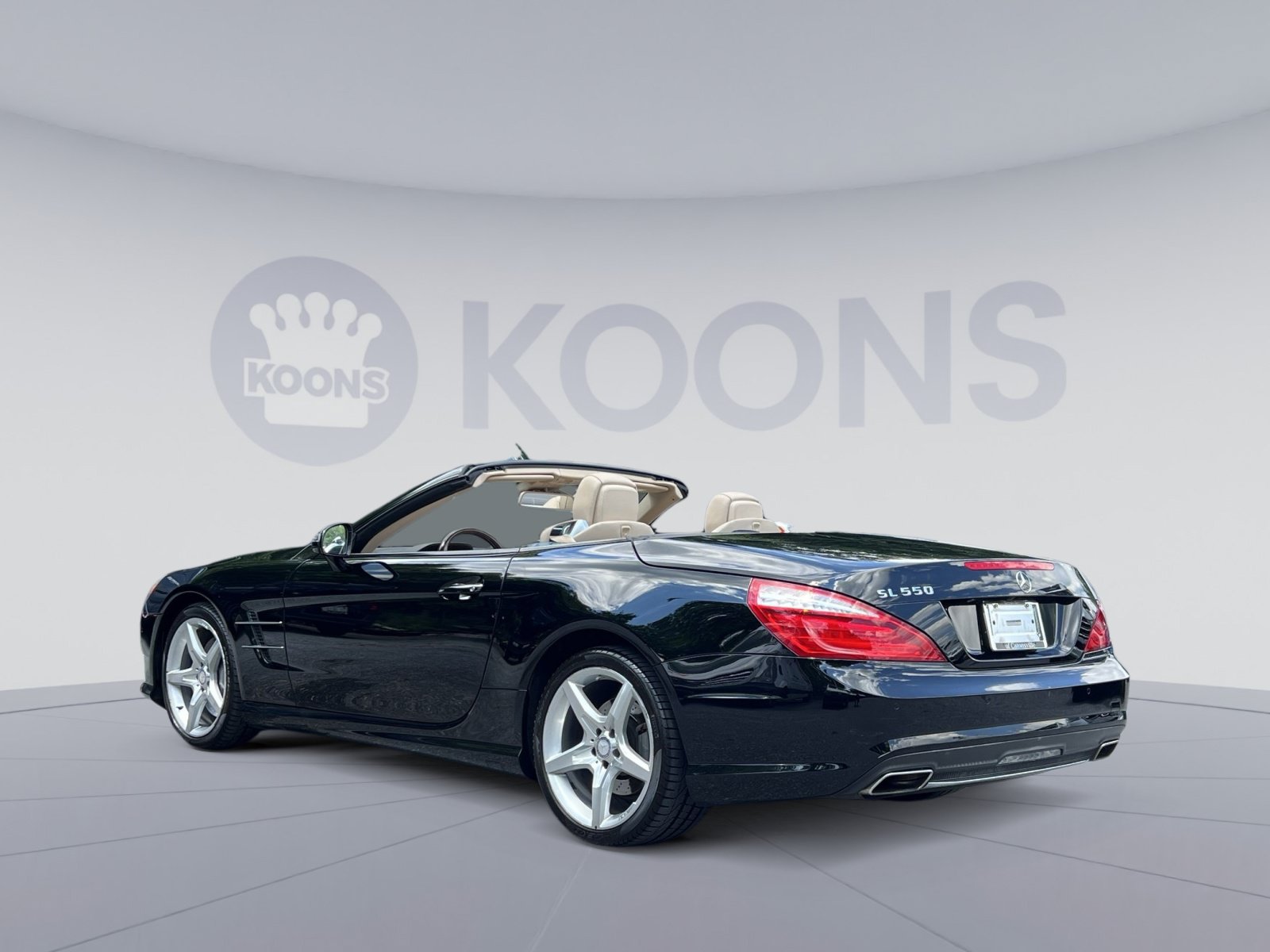 Used 2013 Mercedes-Benz SL 550 image 8