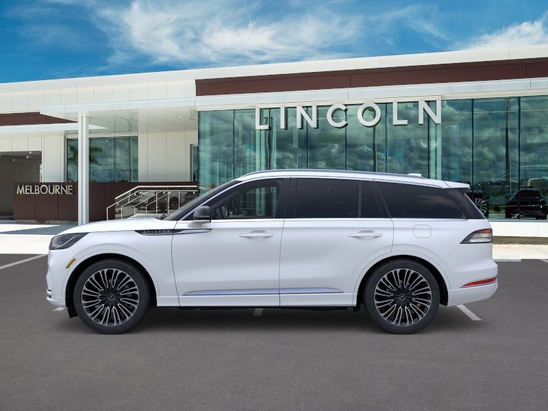 New 2026 Lincoln Aviator Black Label w/ Dynamic Handling Package AWD/4WD image 3