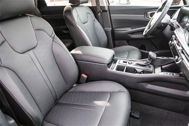 New 2026 Kia Sorento S image 14