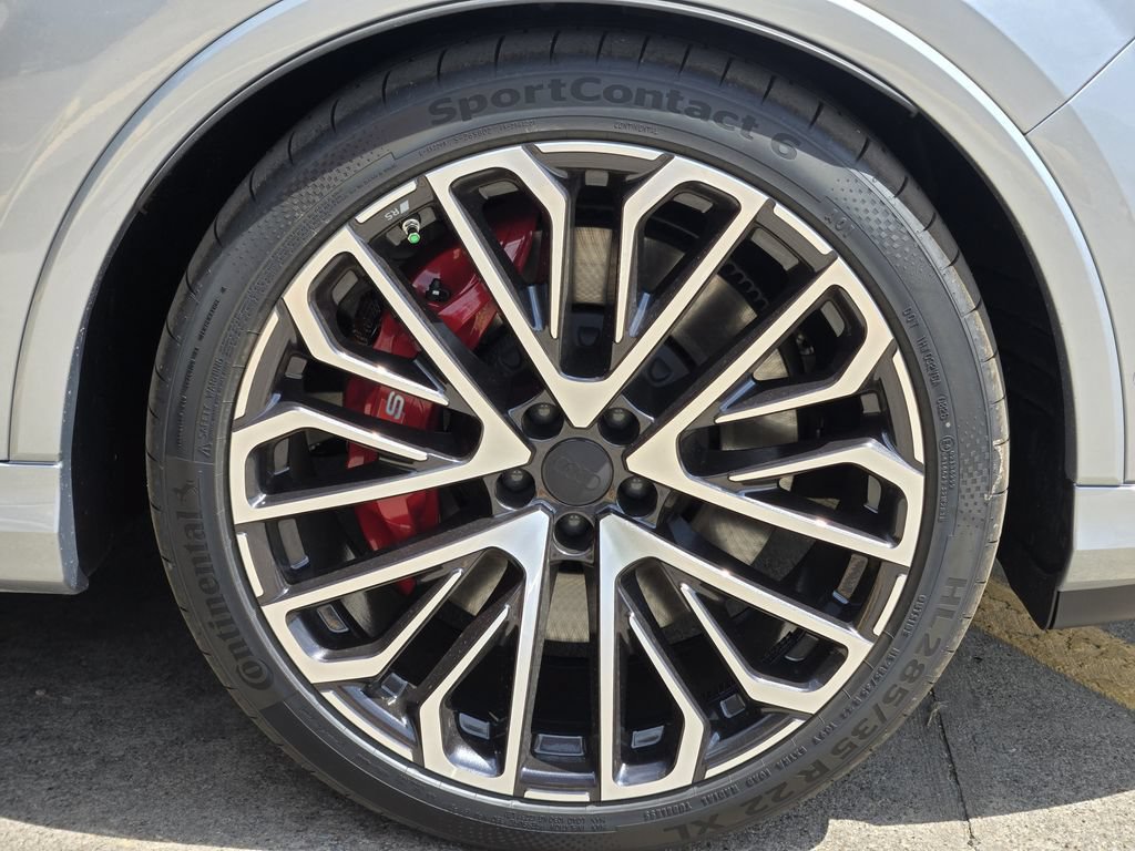 New 2026 Audi SQ7 Prestige AWD/4WD image 15