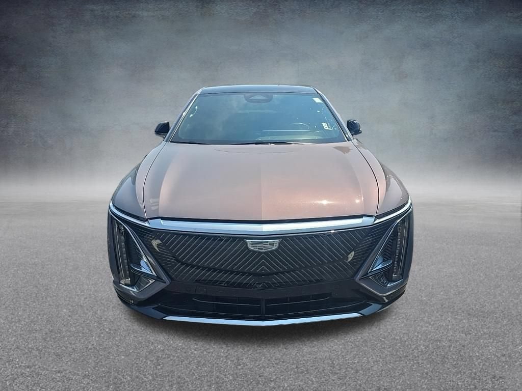 Used 2025 Cadillac Lyriq Luxury AWD/4WD image 3