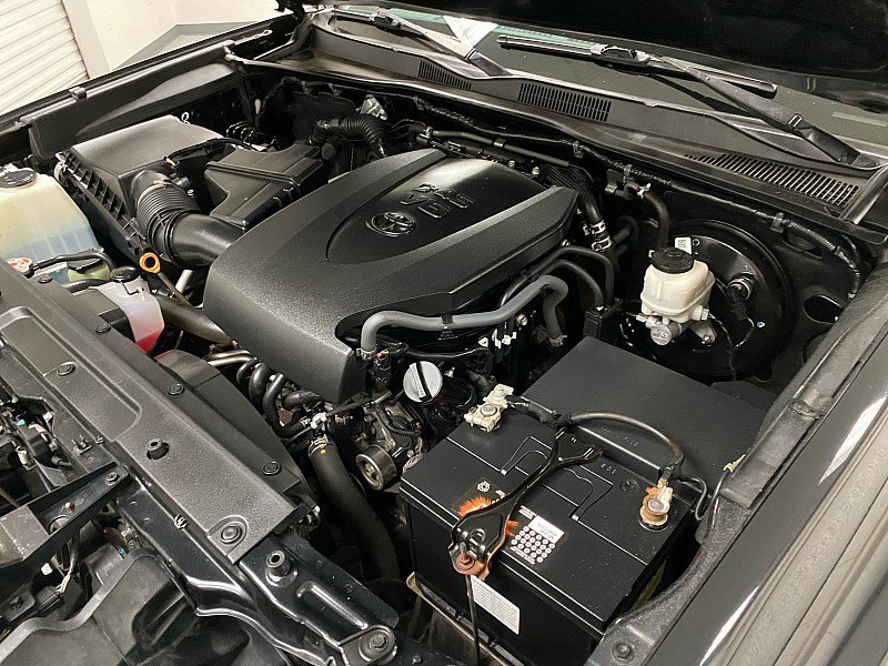 Used 2019 Toyota Tacoma SR5 AWD/4WD image 22