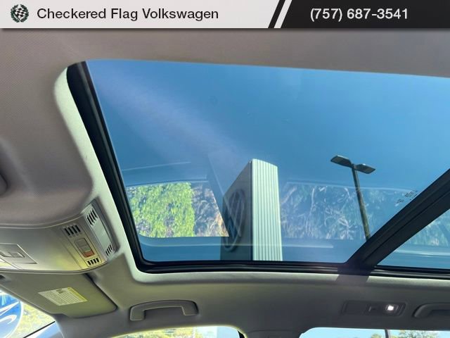 Used 2024 Volkswagen Tiguan Wolfsburg Edition FWD image 19