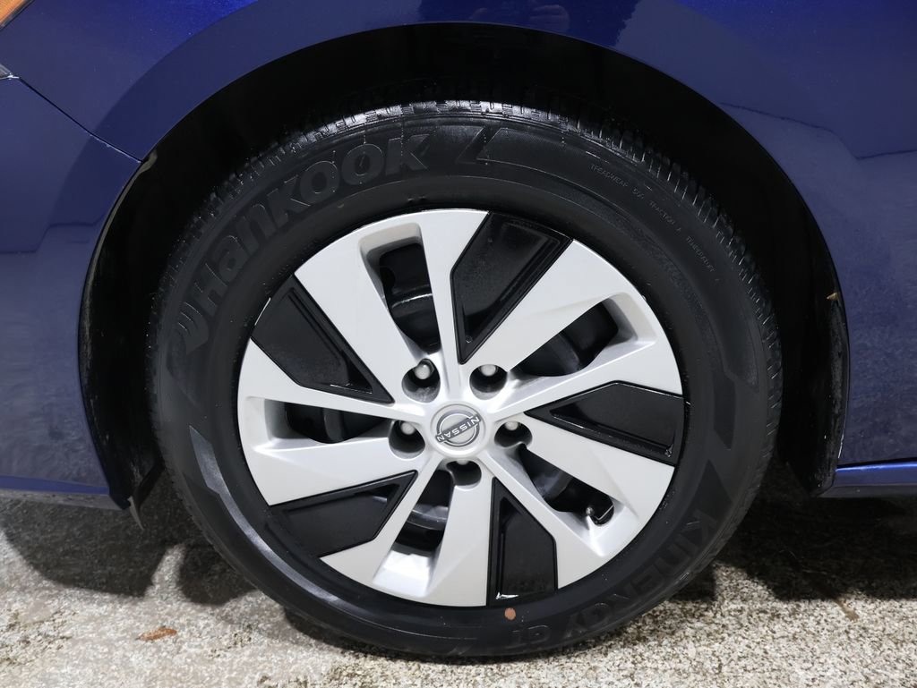 Used 2024 Nissan Altima 2.5 S image 8