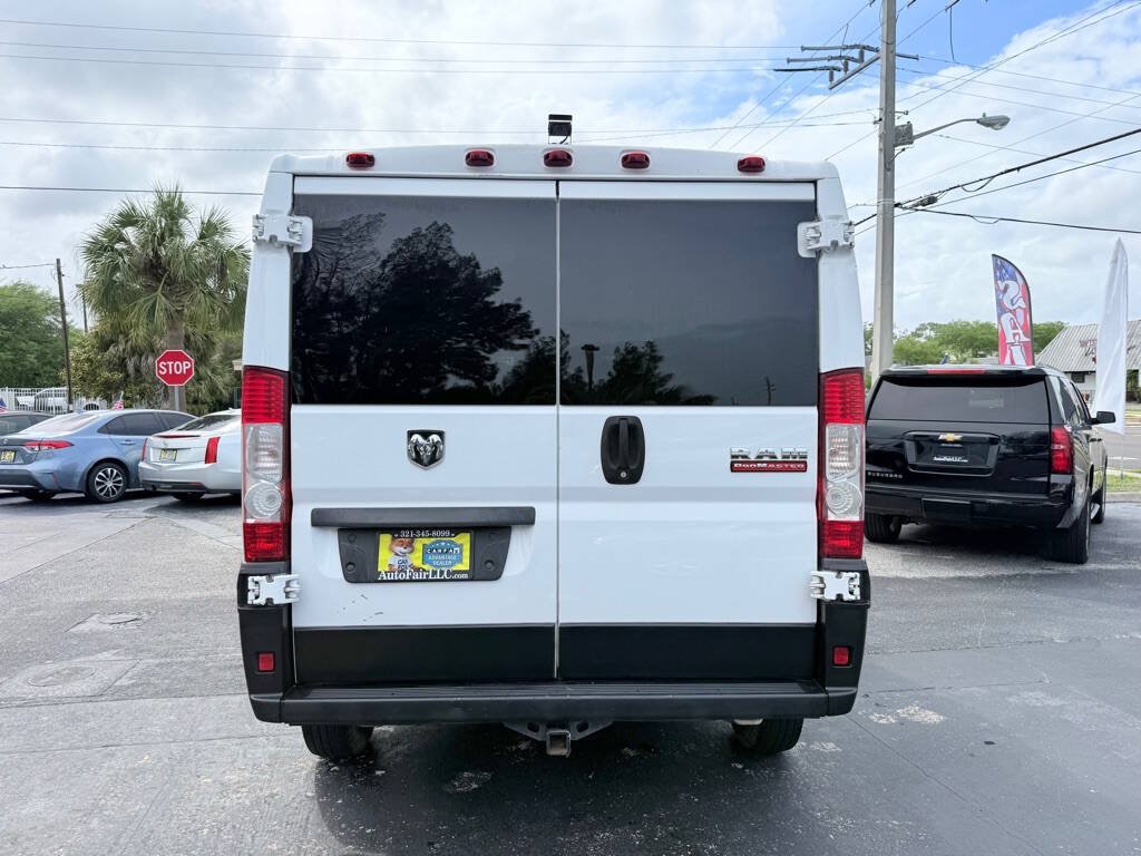 Used 2017 RAM ProMaster 1500 w/ Premium Appearance Group FWD image 5