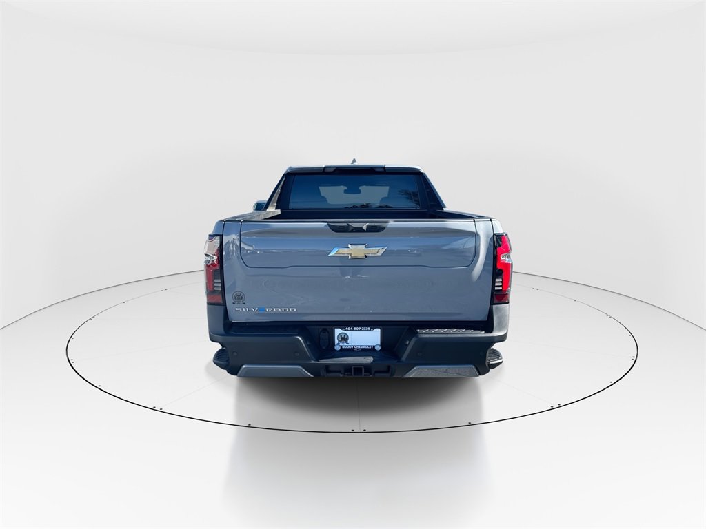 Used 2025 Chevrolet Silverado EV LT image 7