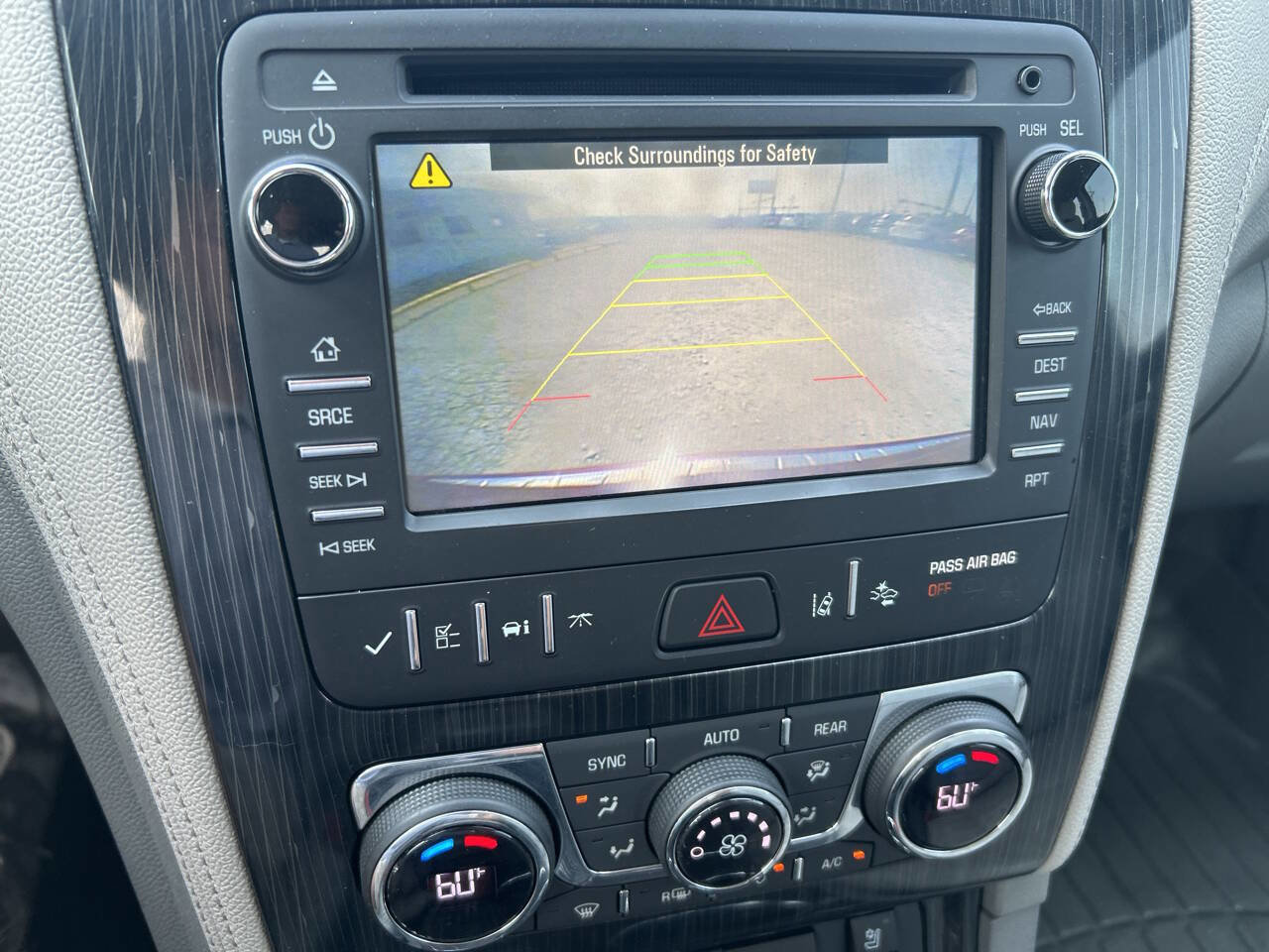 Used 2016 Chevrolet Traverse LTZ image 24
