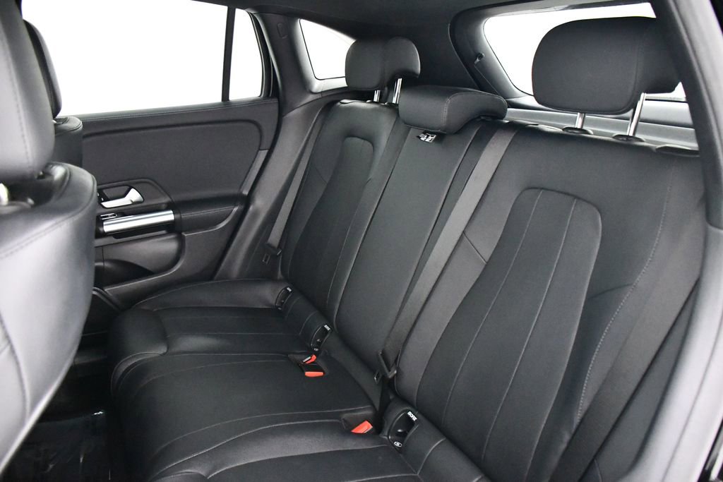 Certified 2025 Mercedes-Benz GLA 250 4MATIC image 21