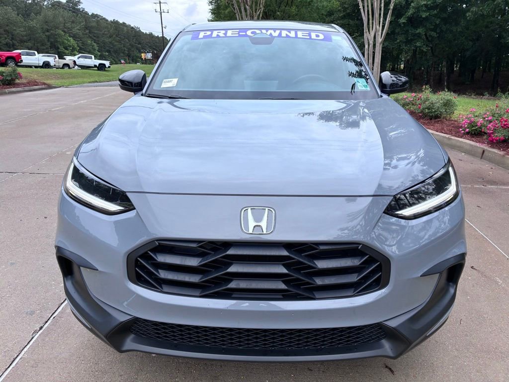 Used 2023 Honda HR-V Sport image 2