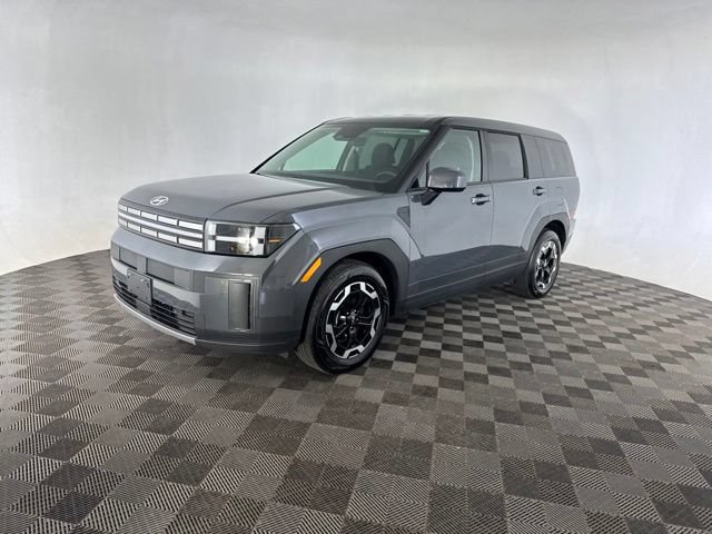Used 2025 Hyundai Santa Fe SE AWD/4WD image 3