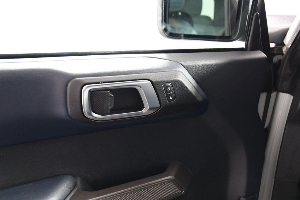 Used 2021 Ford Bronco First Edition AWD/4WD image 15