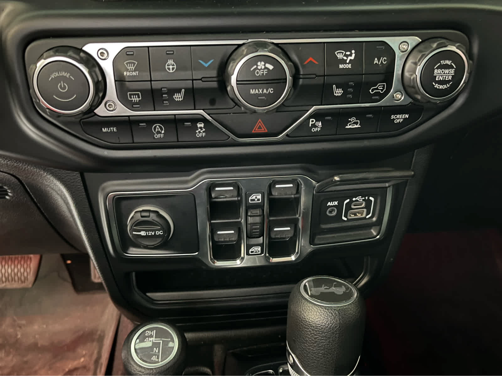 Used 2022 Jeep Wrangler Unlimited Sport AWD/4WD image 25