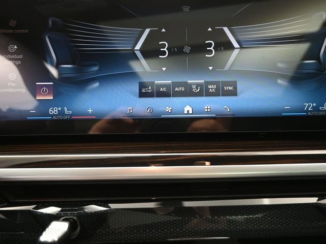 New 2026 BMW X5 sDrive40i w/ M Sport Package image 32