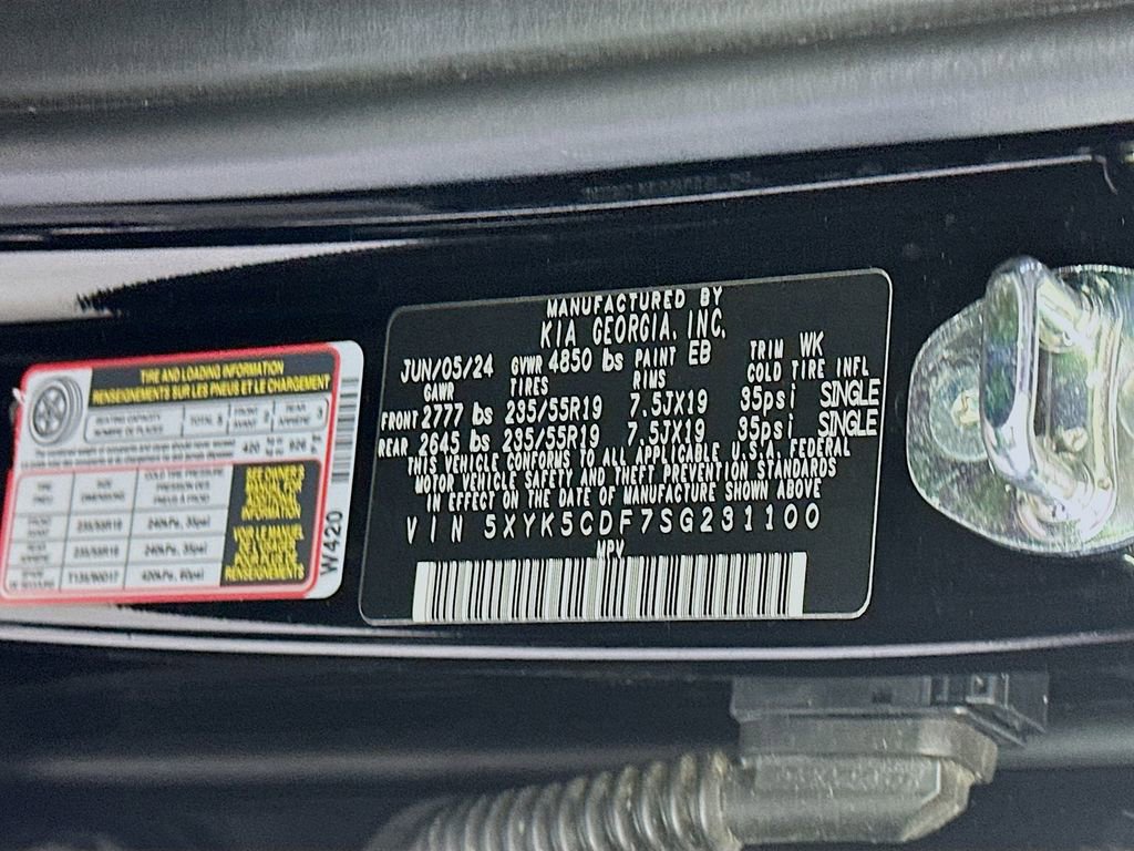 Used 2025 Kia Sportage SX image 35