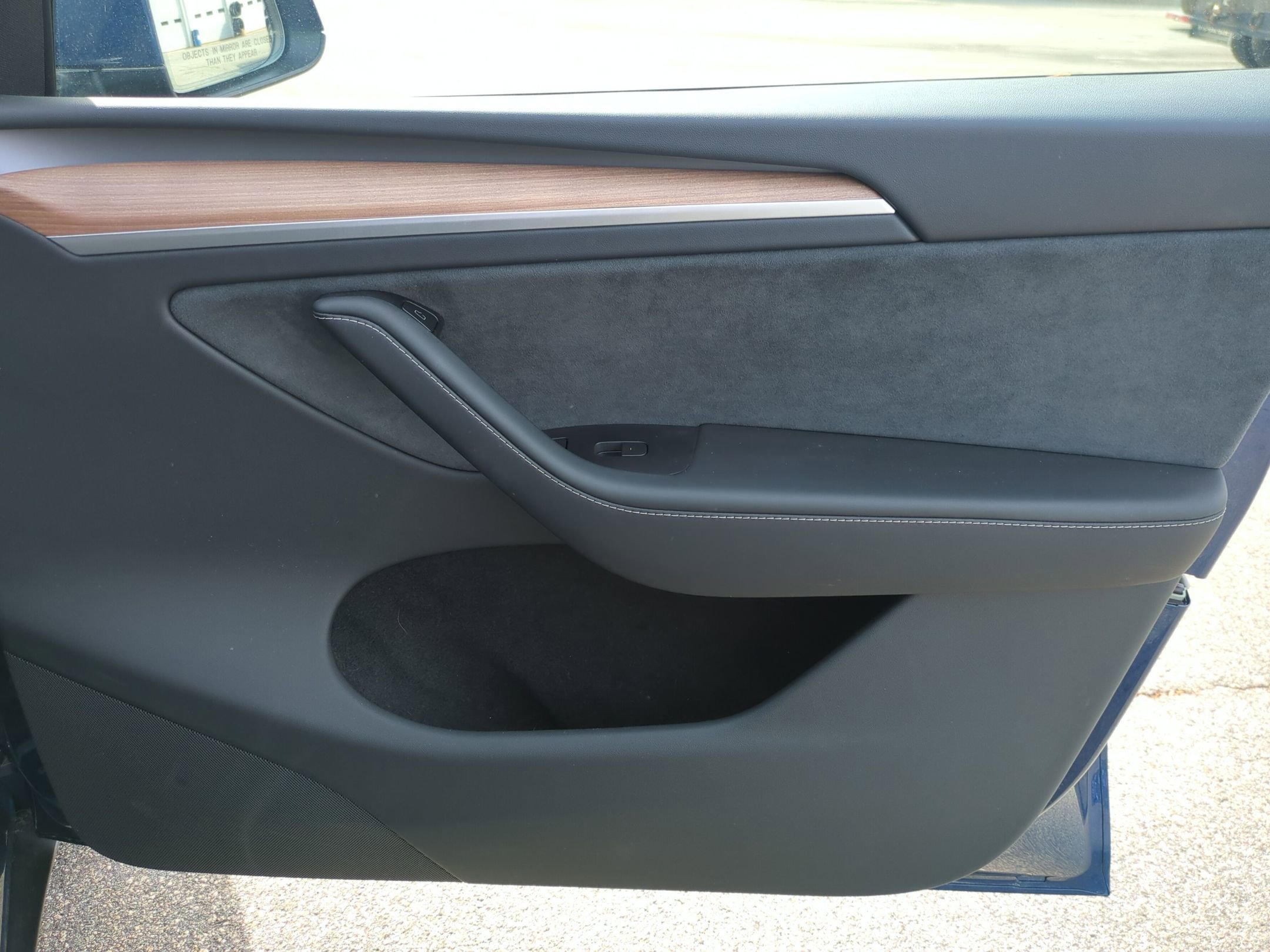 Used 2024 Tesla Model Y Long Range image 35