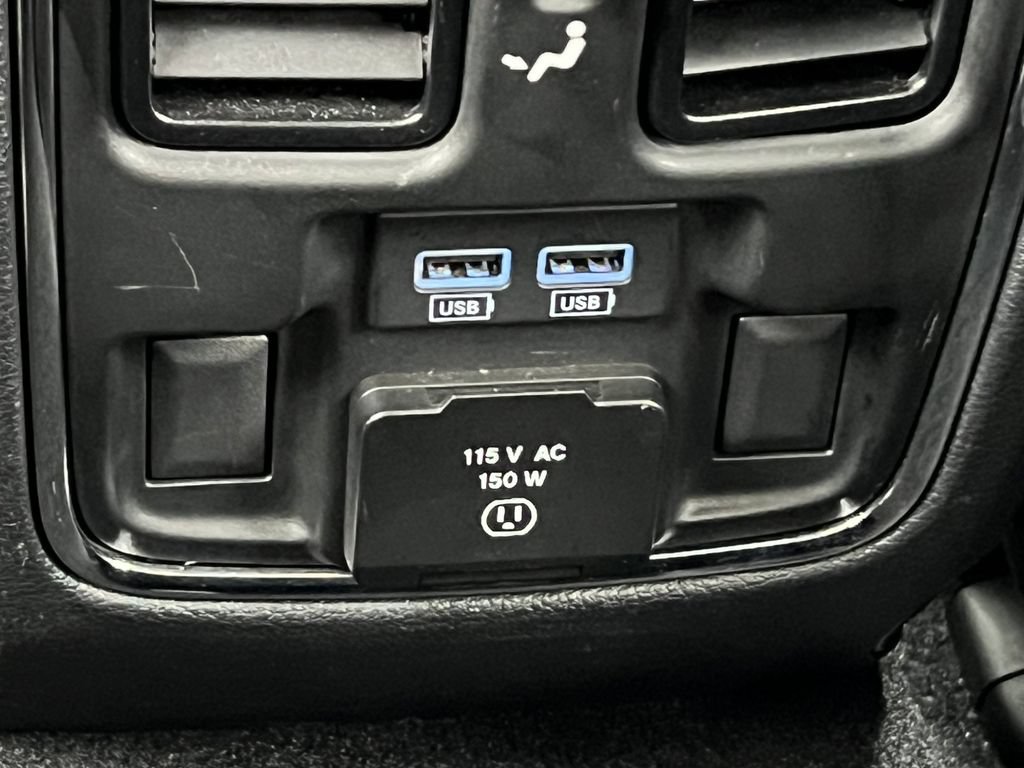 Used 2019 Jeep Grand Cherokee Limited w/ Trailer Tow Group IV AWD/4WD image 37