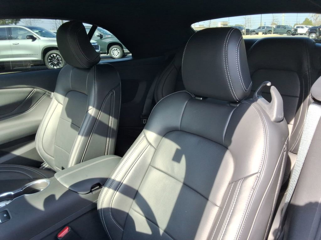 Used 2025 Ford Mustang GT Premium image 25