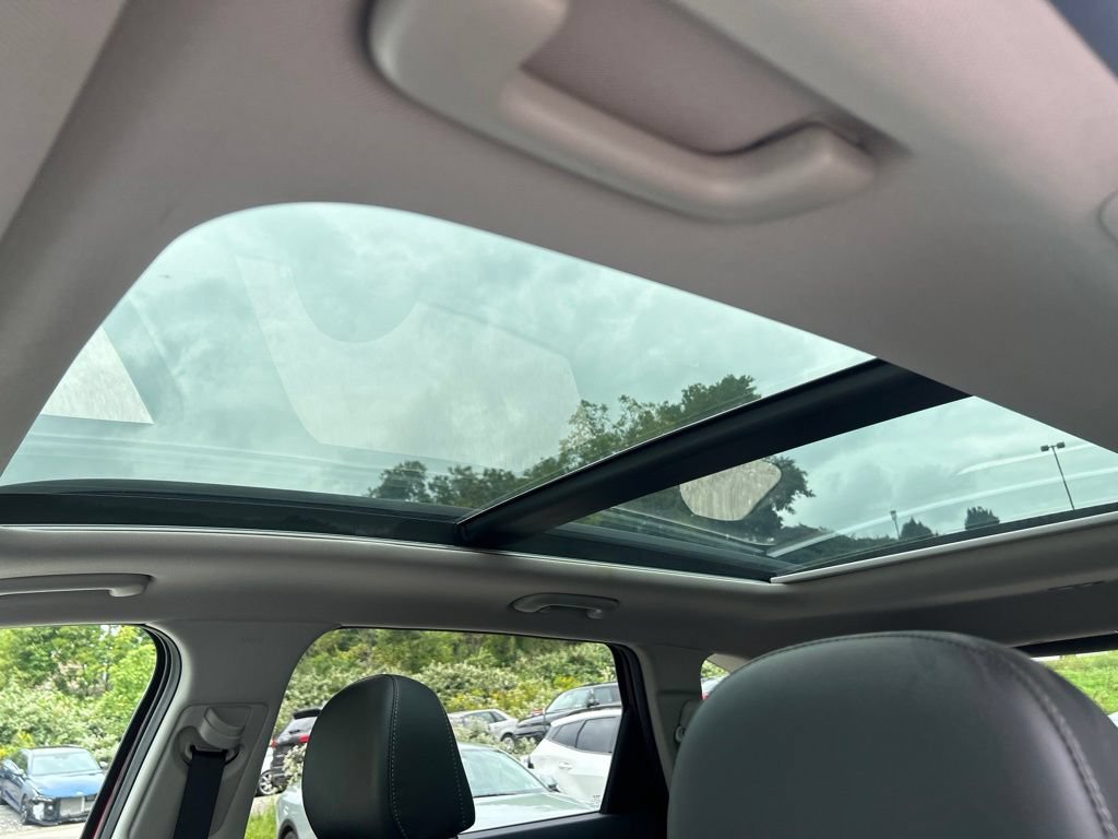 Certified 2023 Kia Sorento S w/ Panoramic Sunroof Package AWD/4WD image 25