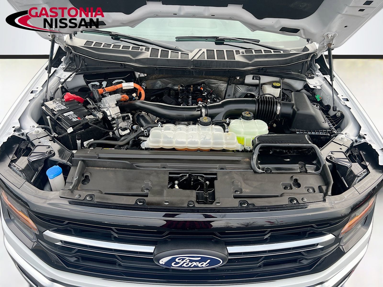 Used 2024 Ford F150 XLT w/ Mobile Office Package image 38