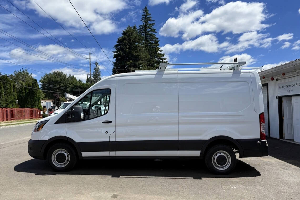 Used 2024 Ford Transit 250 148 Medium Roof w/ Interior Upgrade Package RWD image 3