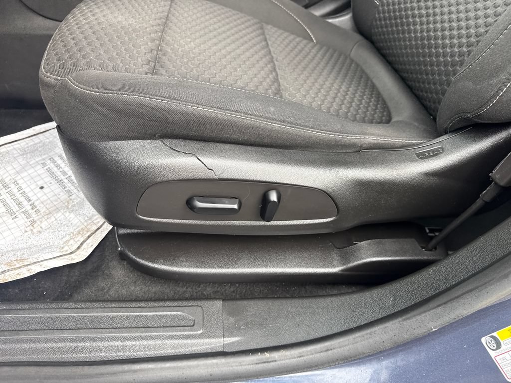 Used 2018 GMC Acadia SLE FWD image 31
