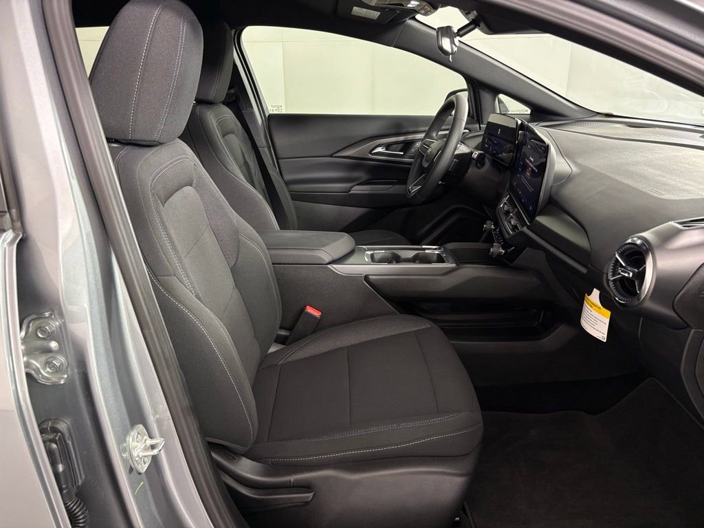 Used 2026 Chevrolet Equinox EV LT image 45