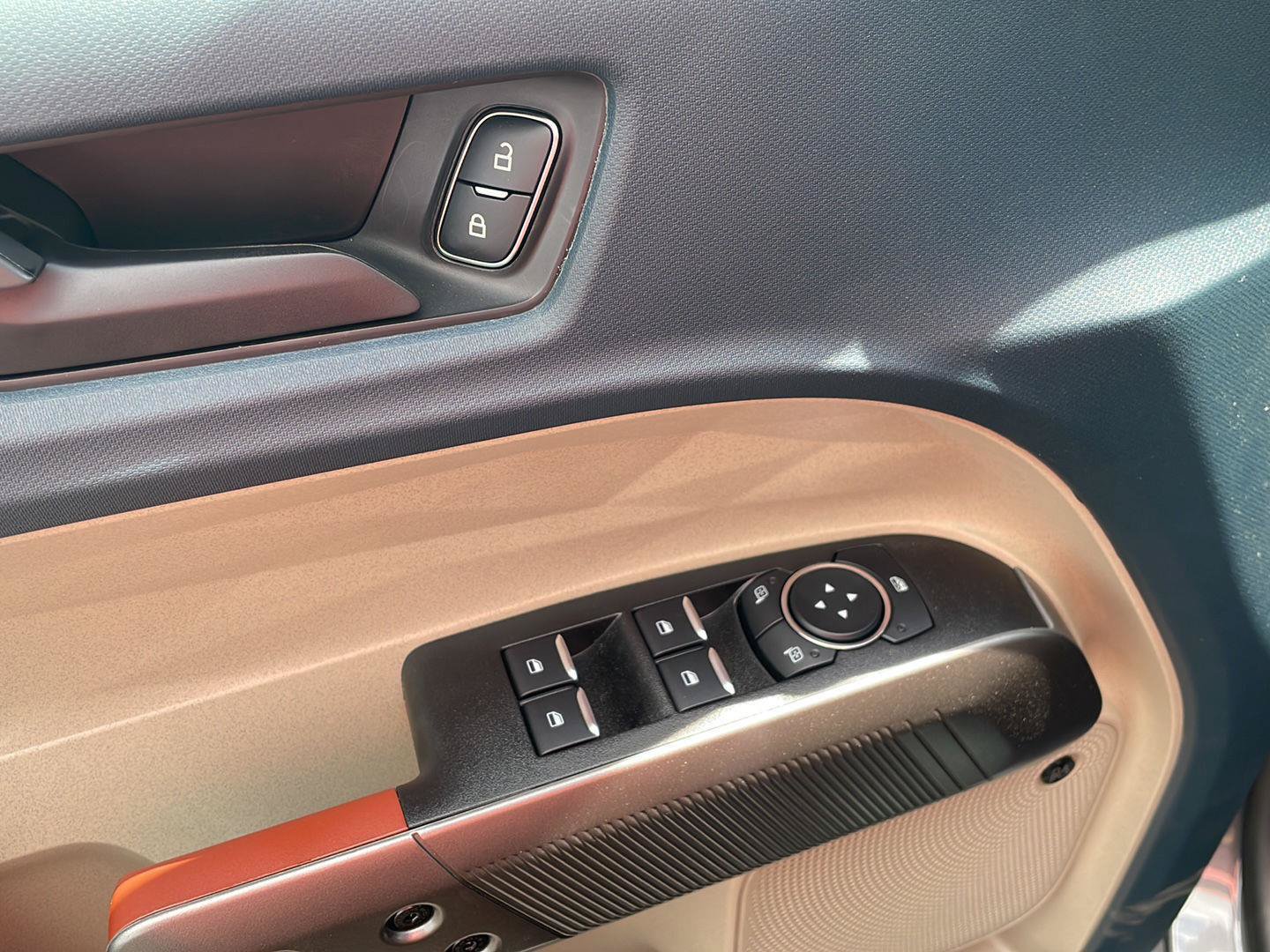 New 2026 Ford Maverick Lariat AWD/4WD image 14